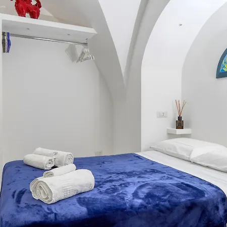O' Murzillo - Exclusive In Piazzetta! Capri